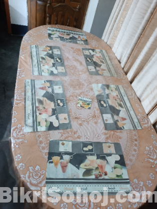 4 Chairs & 1 Table